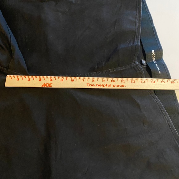 NWOT INC International Concepts Pull-On Flare Jeans Sz 26 Black Stretch - Picture 6 of 7